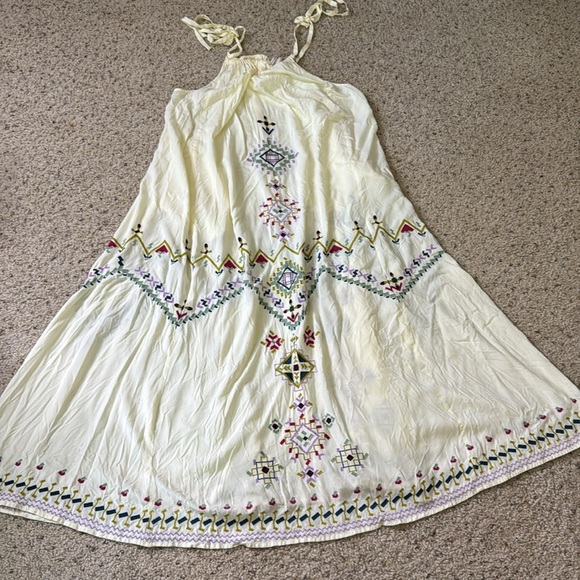Anthropologie New XL maxi cream yellow embroidered floral goddess dress - Picture 3 of 11